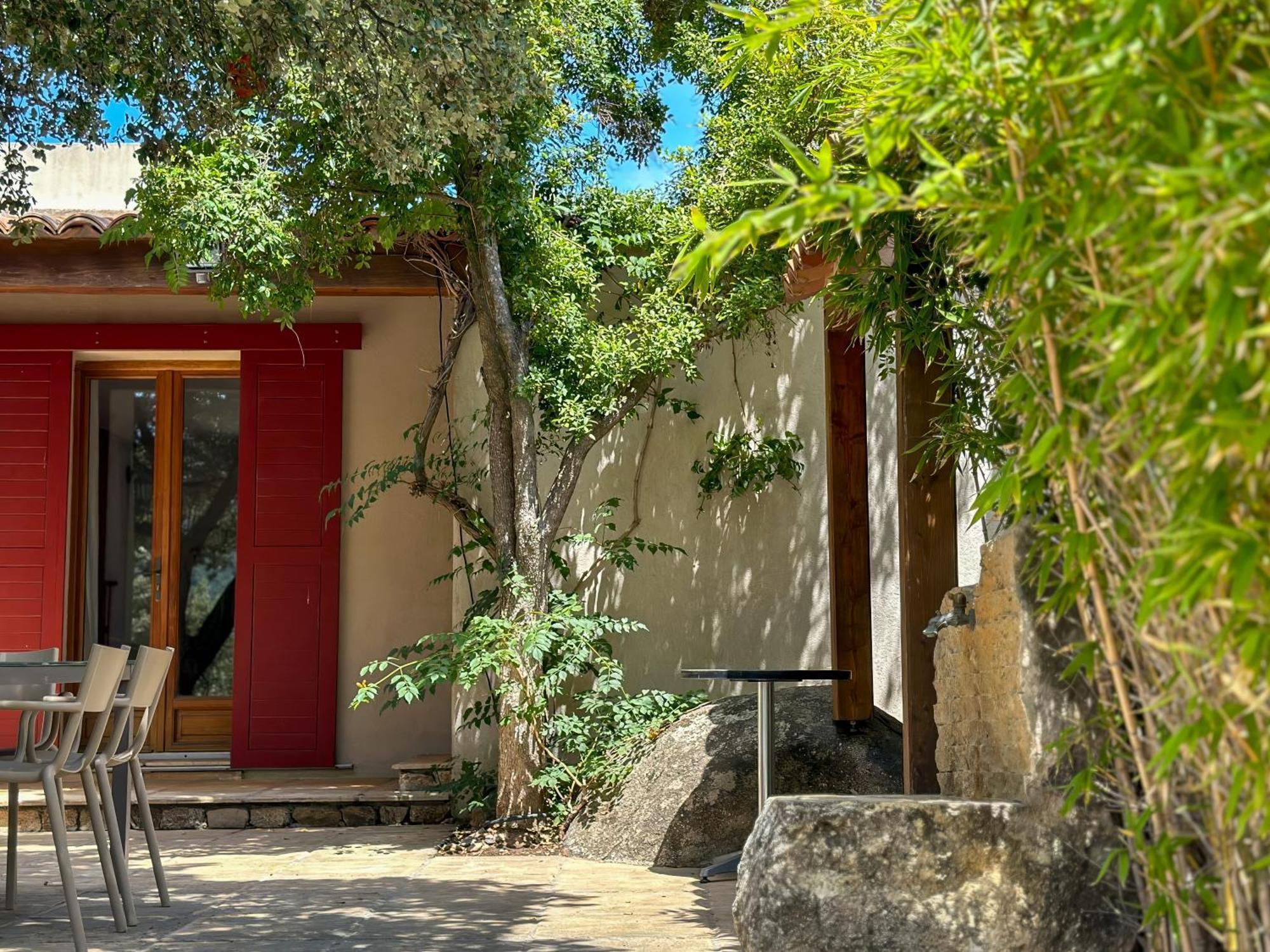 Domaine Villas Celia Monticello Exteriör bild