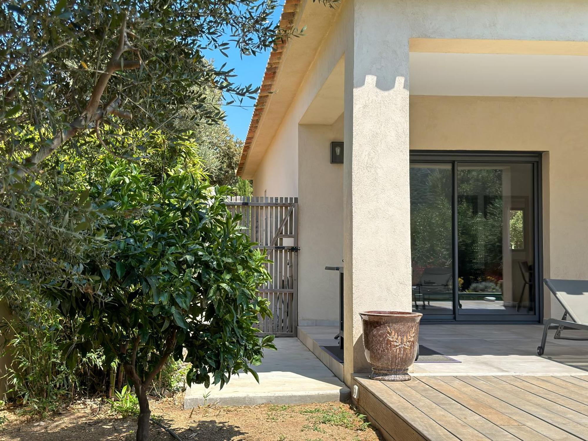 Domaine Villas Celia Monticello Exteriör bild